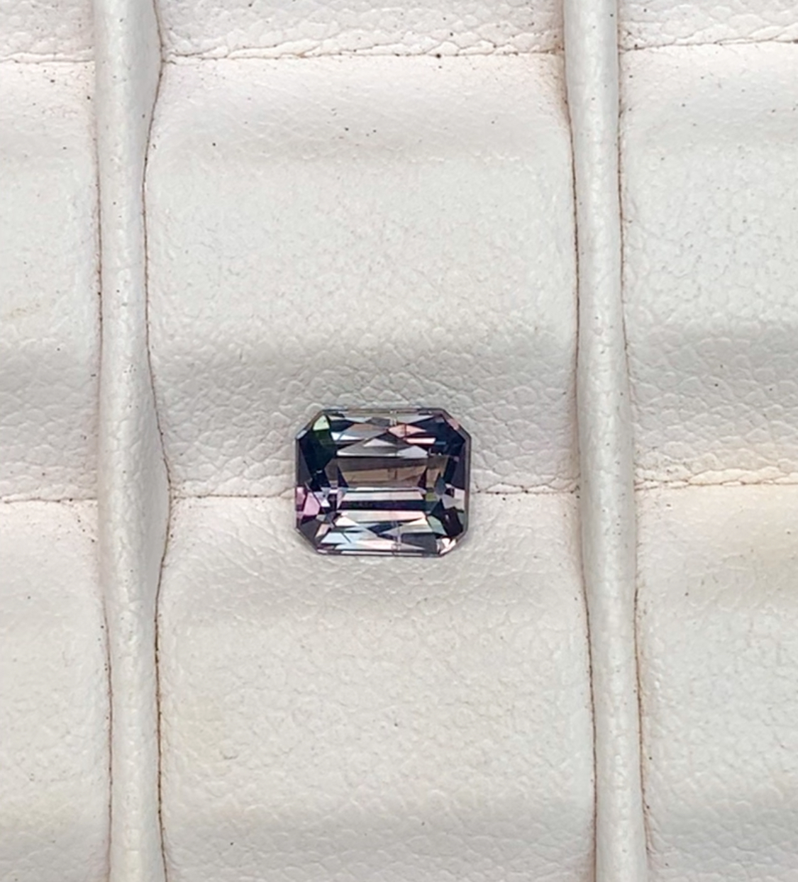 1.13Ct Unheated Multi Color Sapphire - Image 3