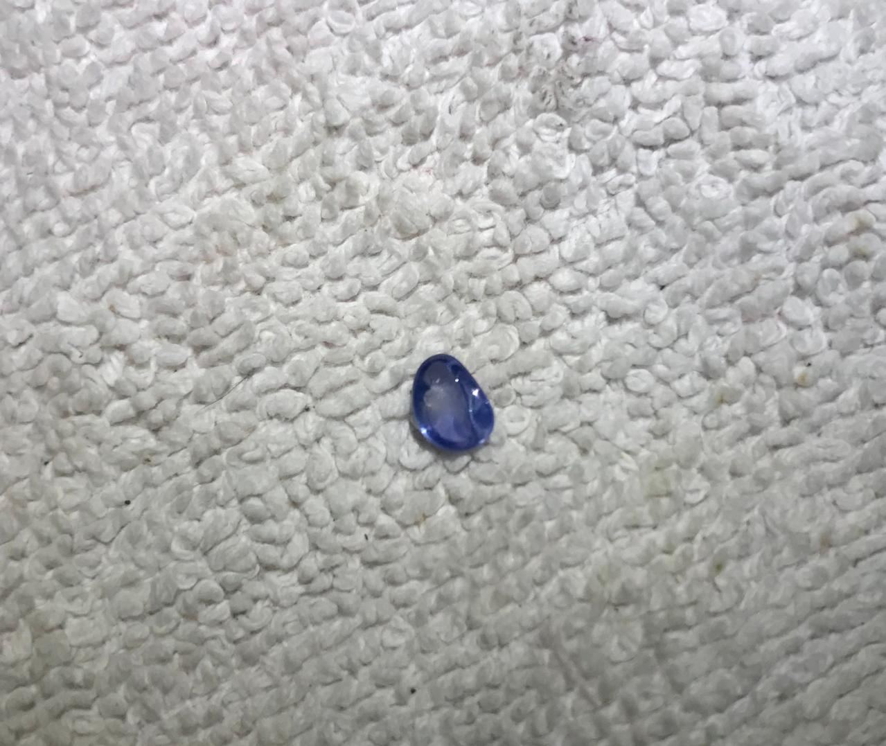Blue Sapphire — Blue Sapphire Rough, Single Water-Worn Stone